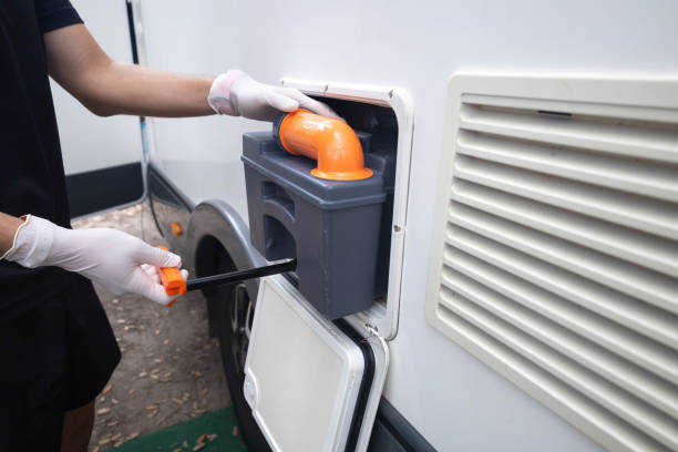 Portable Toilet Options We Offer in Hudson, IL
